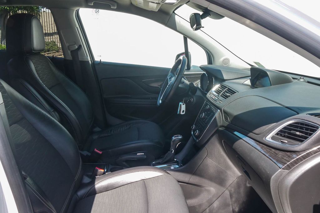 Thumbnail: 2016 Buick Encore - 9
