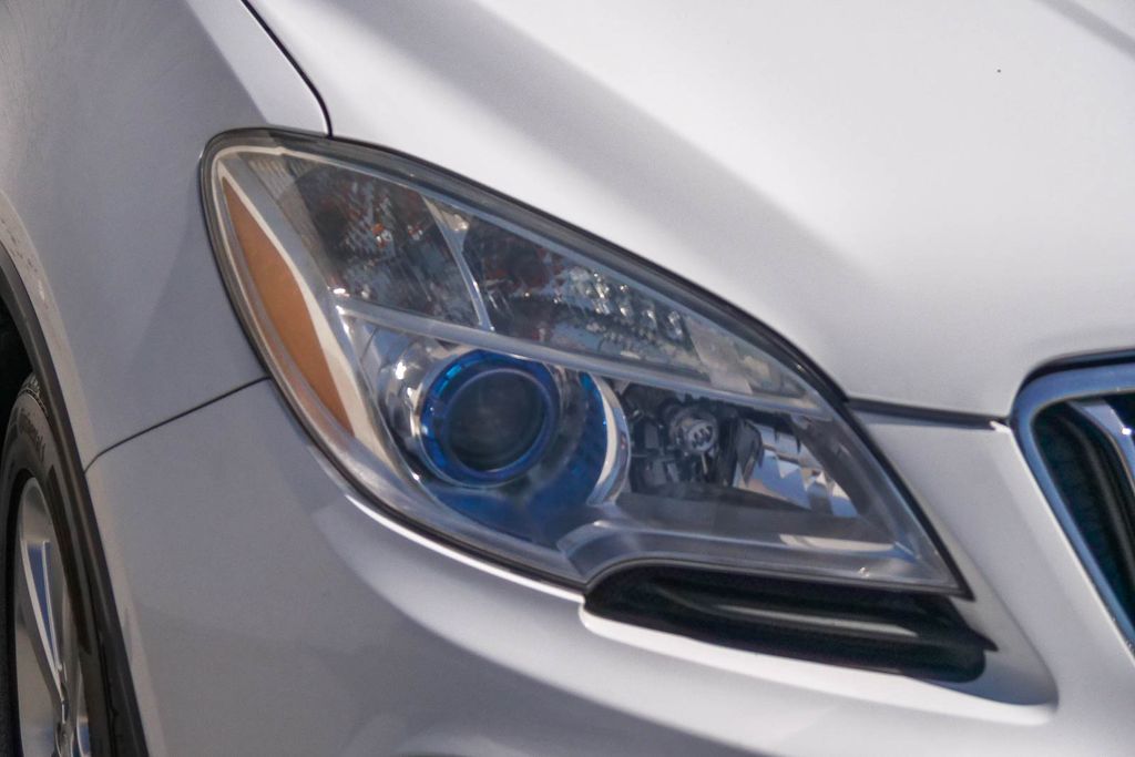Thumbnail: 2016 Buick Encore - 16