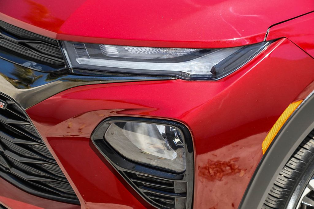 Thumbnail: 2023 Chevrolet TrailBlazer - 19