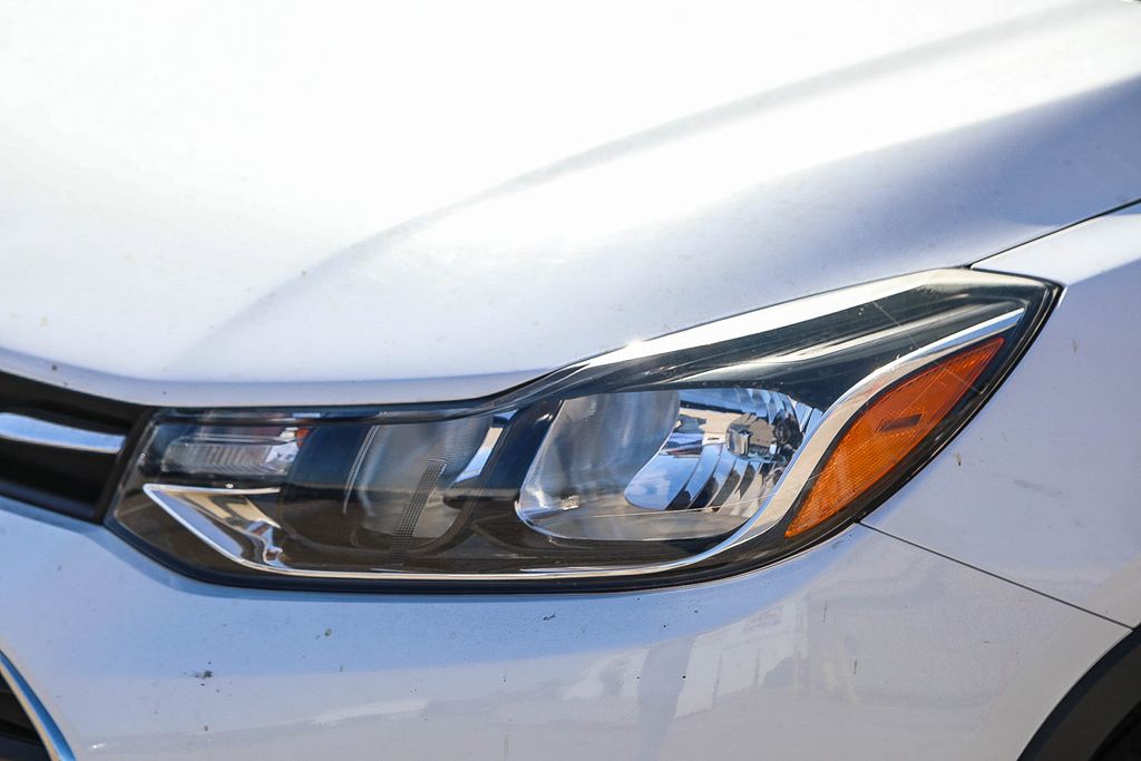 Thumbnail: 2020 Chevrolet Trax - 9