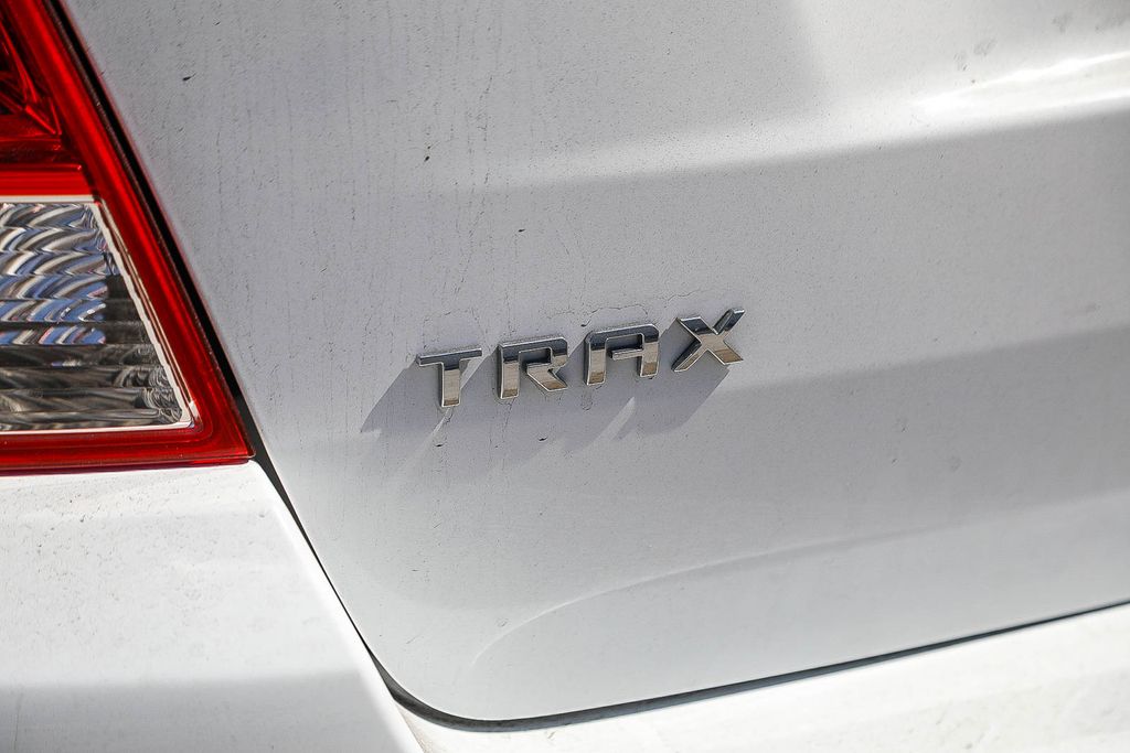Thumbnail: 2020 Chevrolet Trax - 5