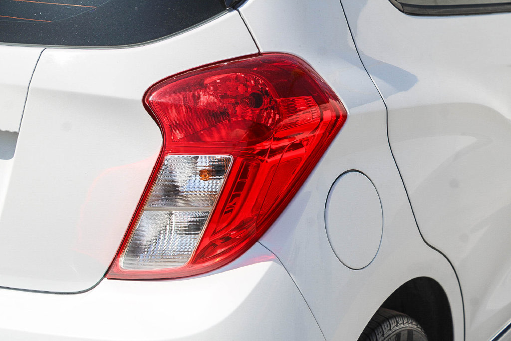 Thumbnail: 2018 Chevrolet Spark - 20