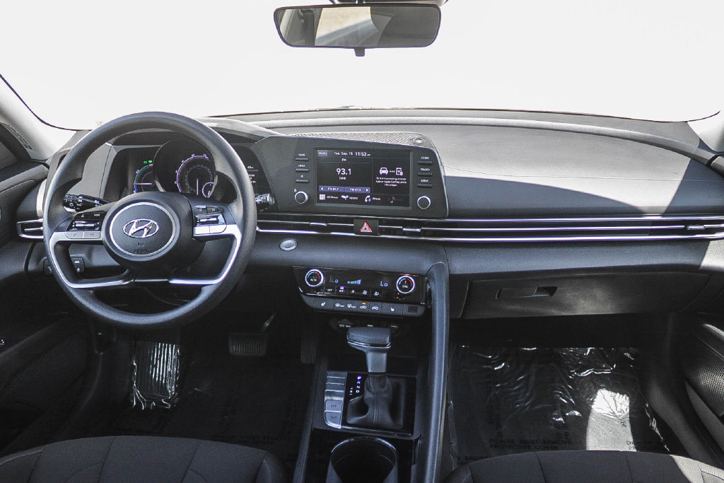 Thumbnail: 2023 Hyundai Elantra - 2