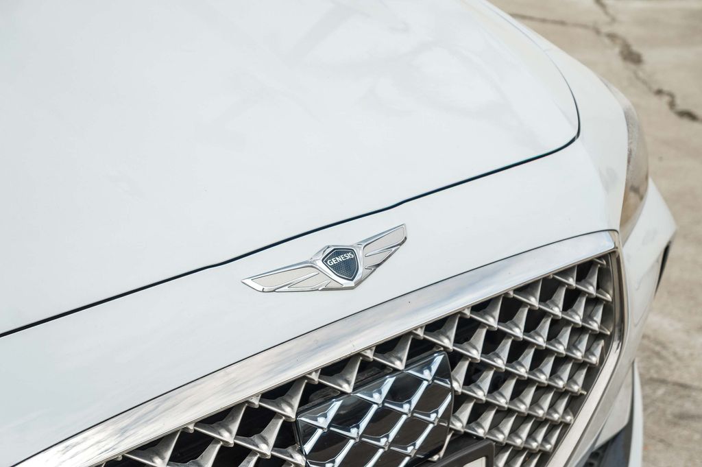 Thumbnail: 2020 Genesis G70 - 5