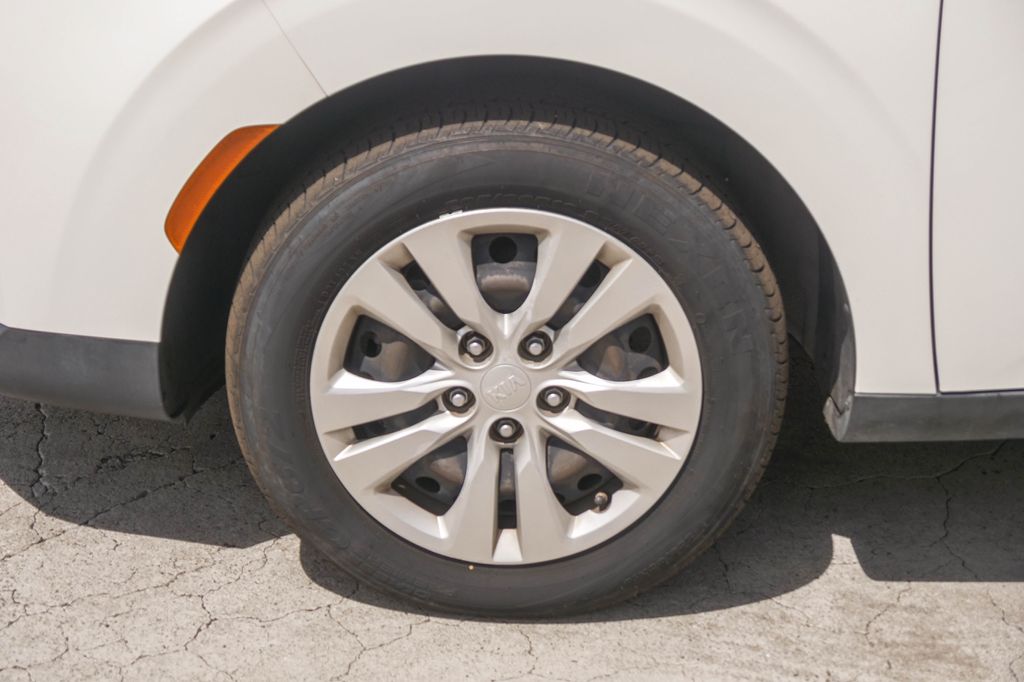 Thumbnail: 2020 Kia Soul - 5