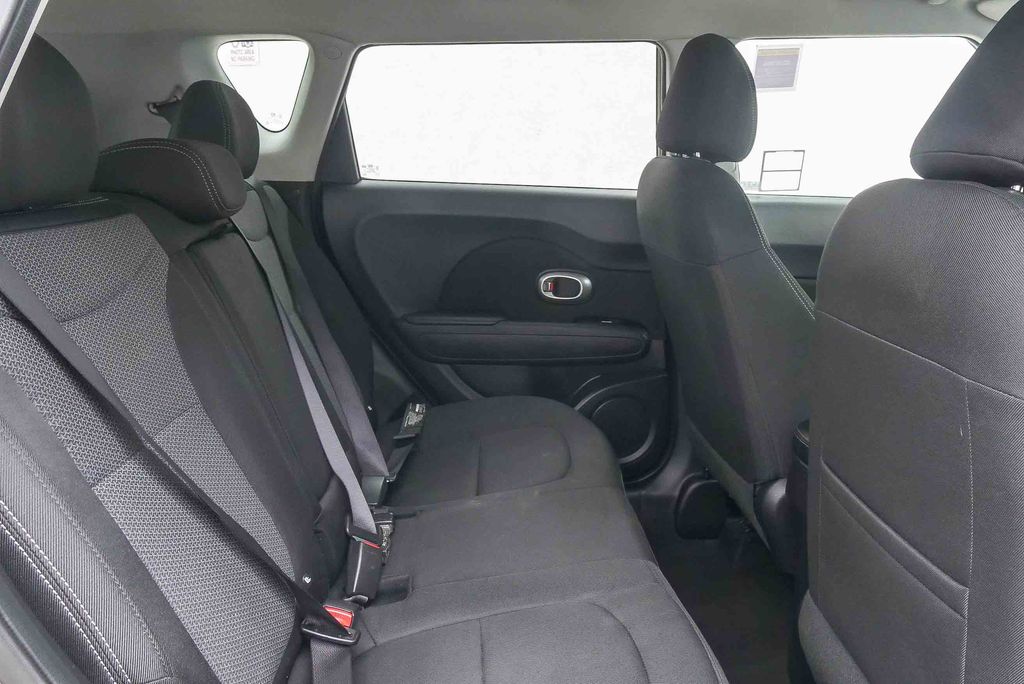 Thumbnail: 2019 Kia Soul - 10