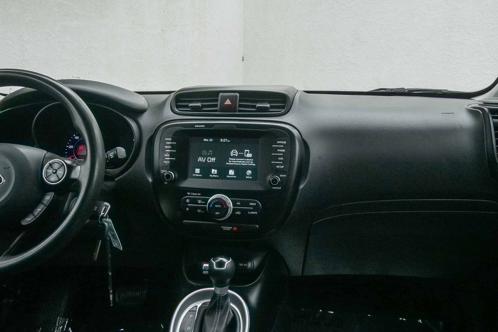 Thumbnail: 2019 Kia Soul - 2