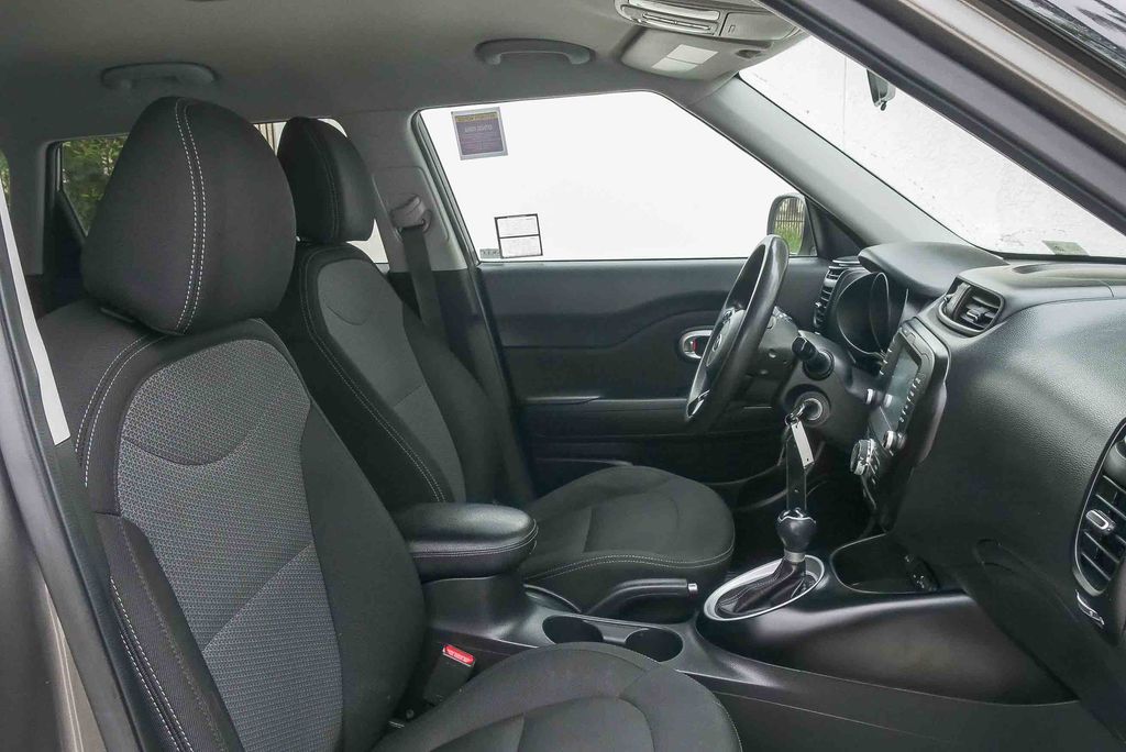 Thumbnail: 2019 Kia Soul - 9