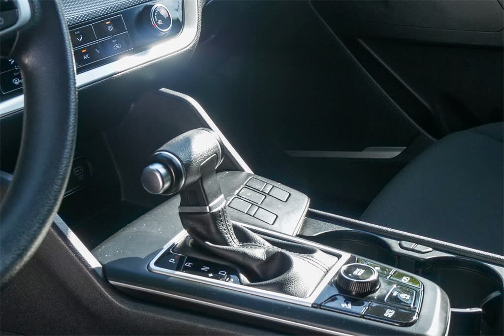 2023 Kia Sportage LX 13