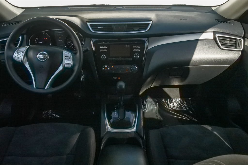 Thumbnail: 2016 Nissan Rogue - 2