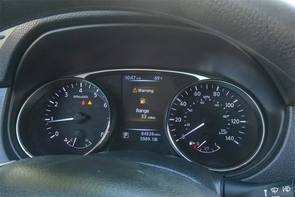 Thumbnail: 2016 Nissan Rogue - 15