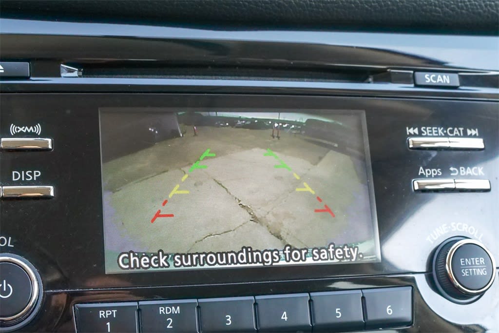 Thumbnail: 2016 Nissan Rogue - 25