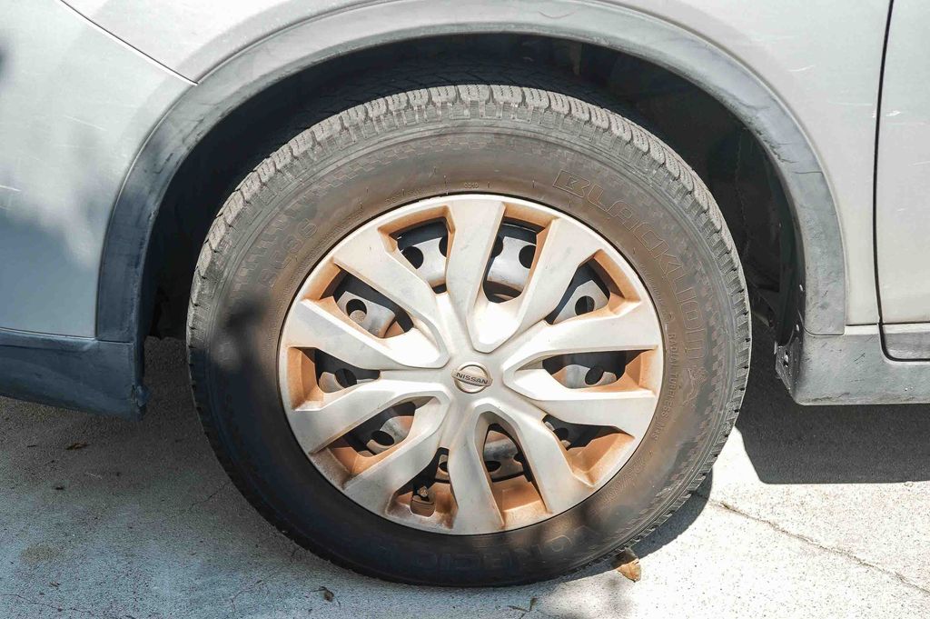 Thumbnail: 2016 Nissan Rogue - 6