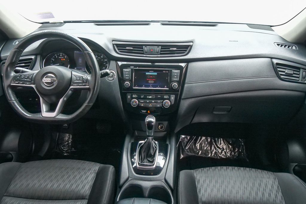 Thumbnail: 2018 Nissan Rogue - 2