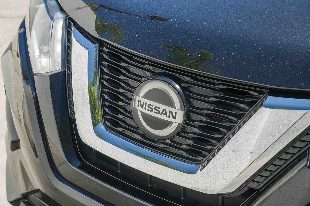 Thumbnail: 2018 Nissan Rogue - 6
