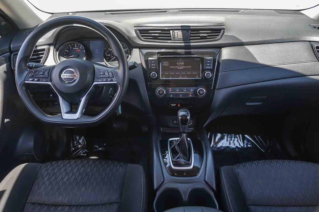Thumbnail: 2018 Nissan Rogue - 2