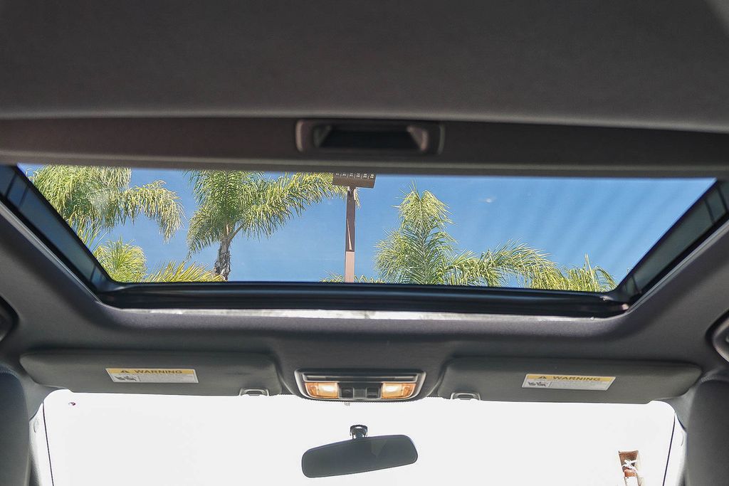 Thumbnail: 2017 Honda Civic - 26