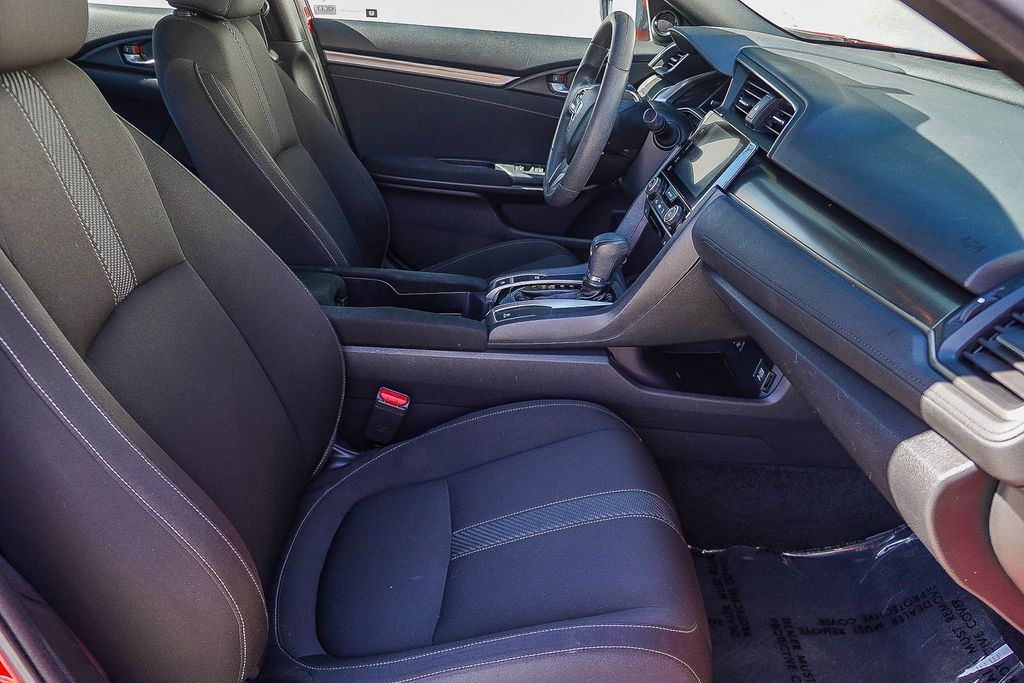 Thumbnail: 2017 Honda Civic - 9