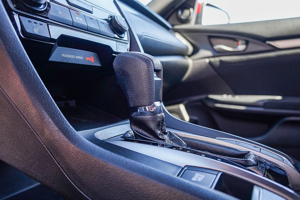 Thumbnail: 2017 Honda Civic - 30