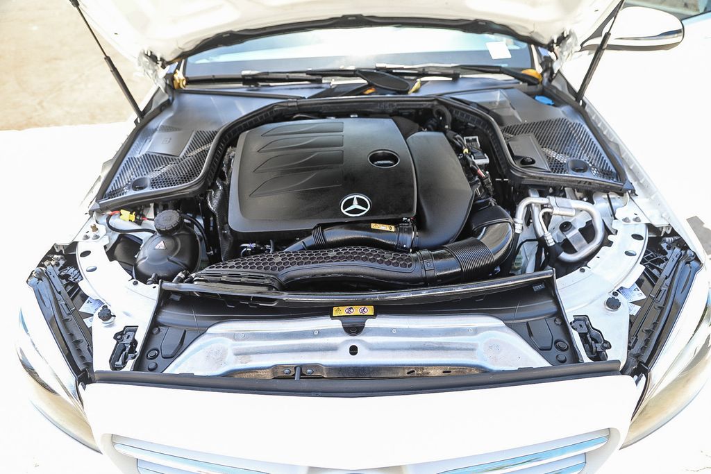 Thumbnail: 2020 Mercedes-Benz C-Class - 4