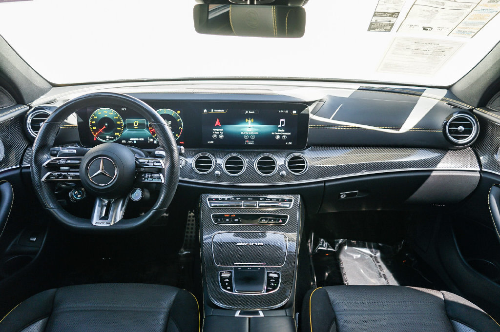 Thumbnail: 2021 Mercedes-Benz E-Class - 2