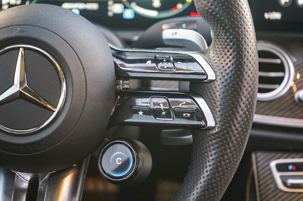 Thumbnail: 2021 Mercedes-Benz E-Class - 24