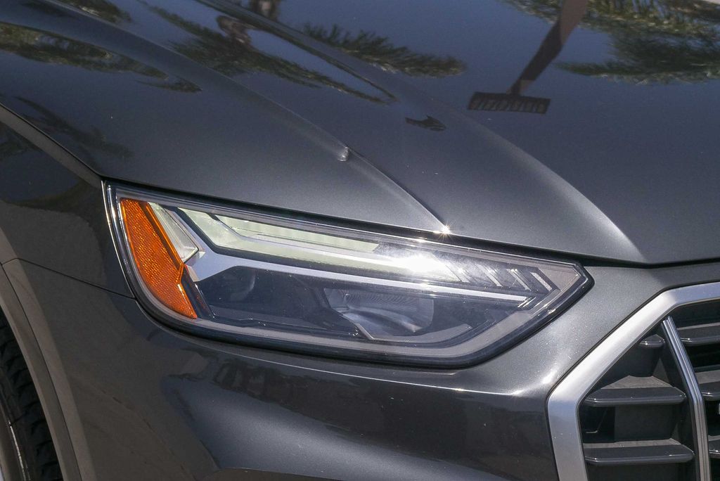 Thumbnail: 2021 Audi Q5 - 17