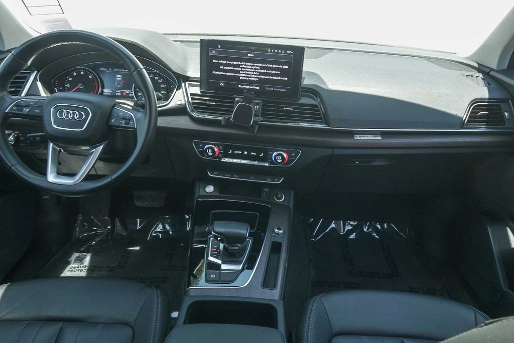 Thumbnail: 2021 Audi Q5 - 8