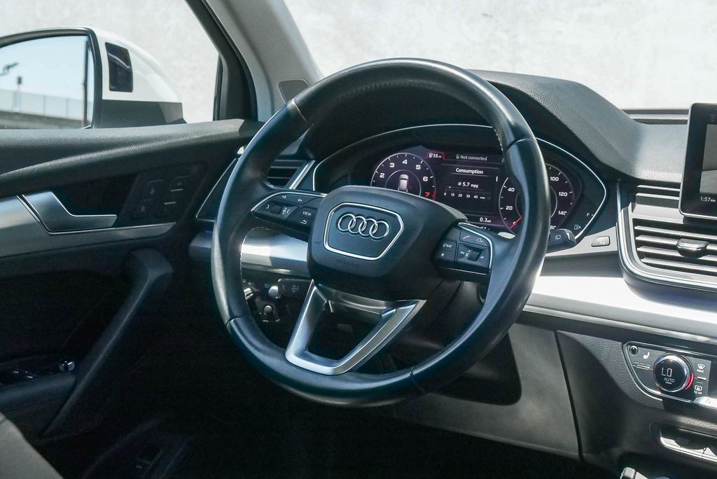 Thumbnail: 2018 Audi Q5 - 12