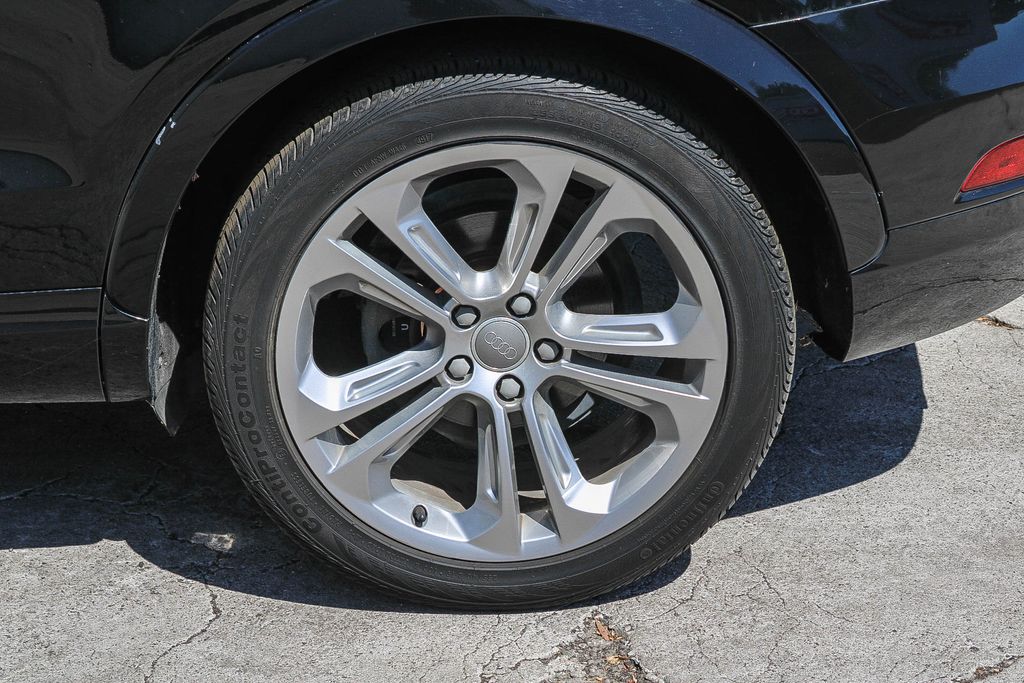 Thumbnail: 2015 Audi Q3 - 6