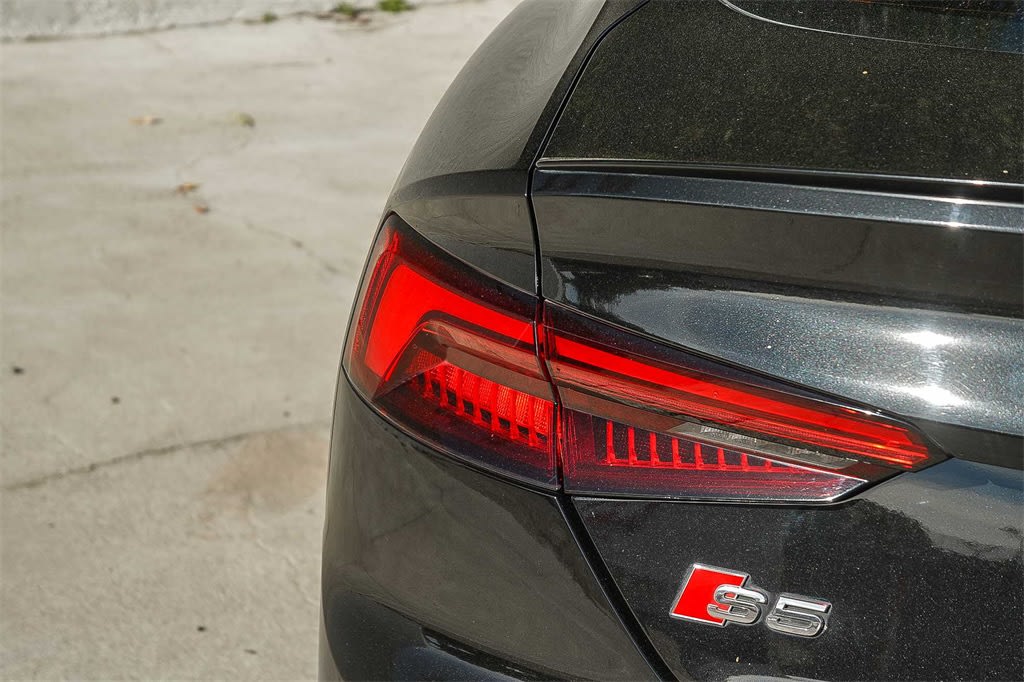 Thumbnail: 2018 Audi S5 - 9