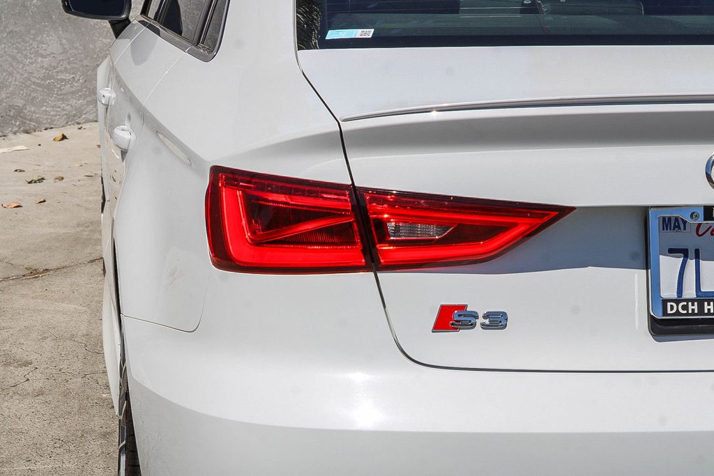 Thumbnail: 2015 Audi S3 - 21