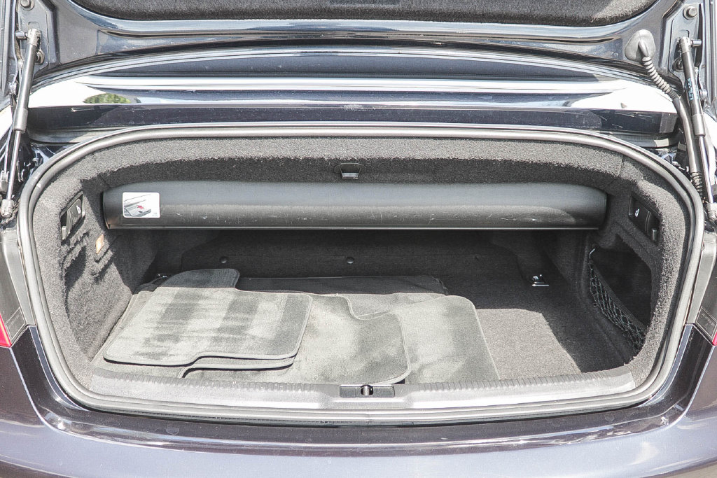 Thumbnail: 2012 Audi S5 - 14