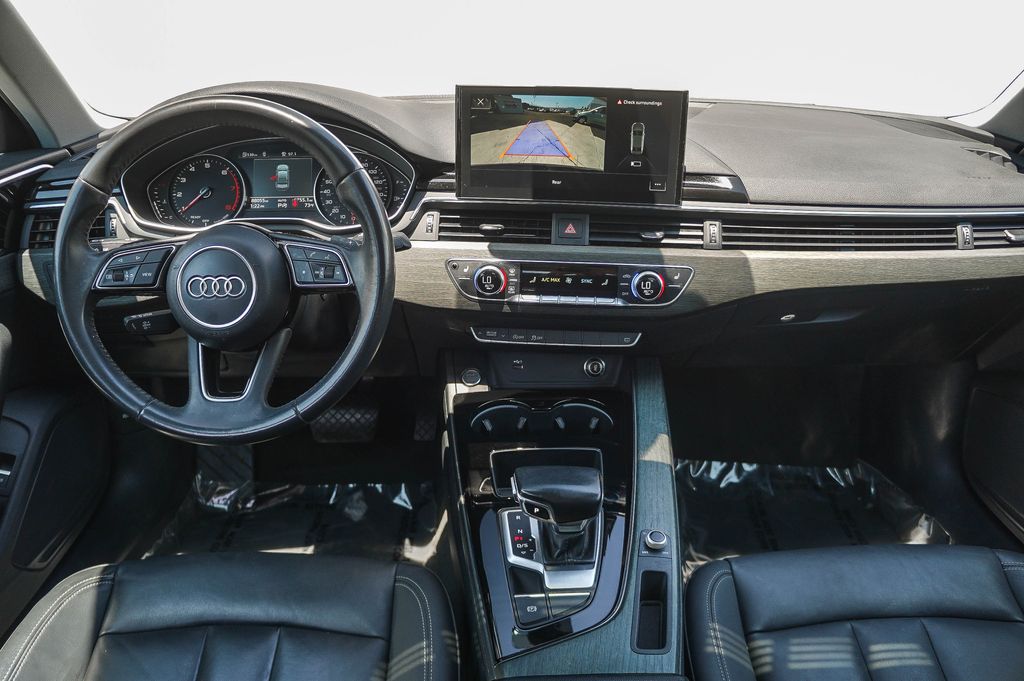 Thumbnail: 2020 Audi A4 - 2