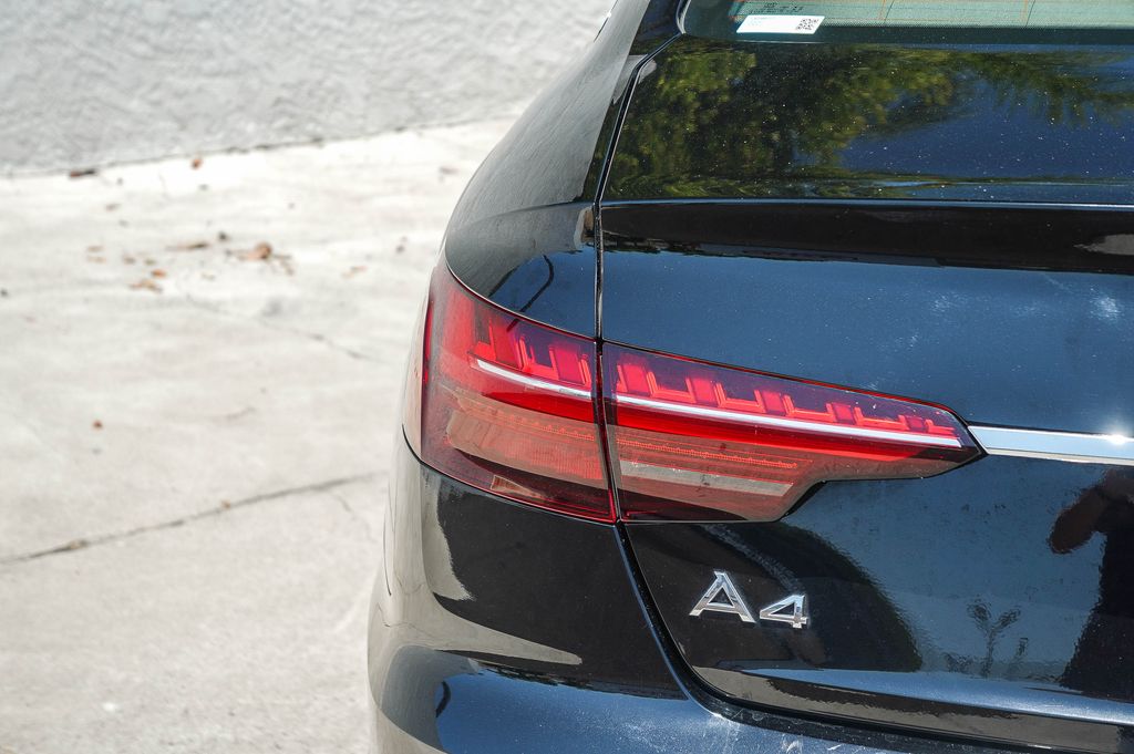 Thumbnail: 2020 Audi A4 - 20