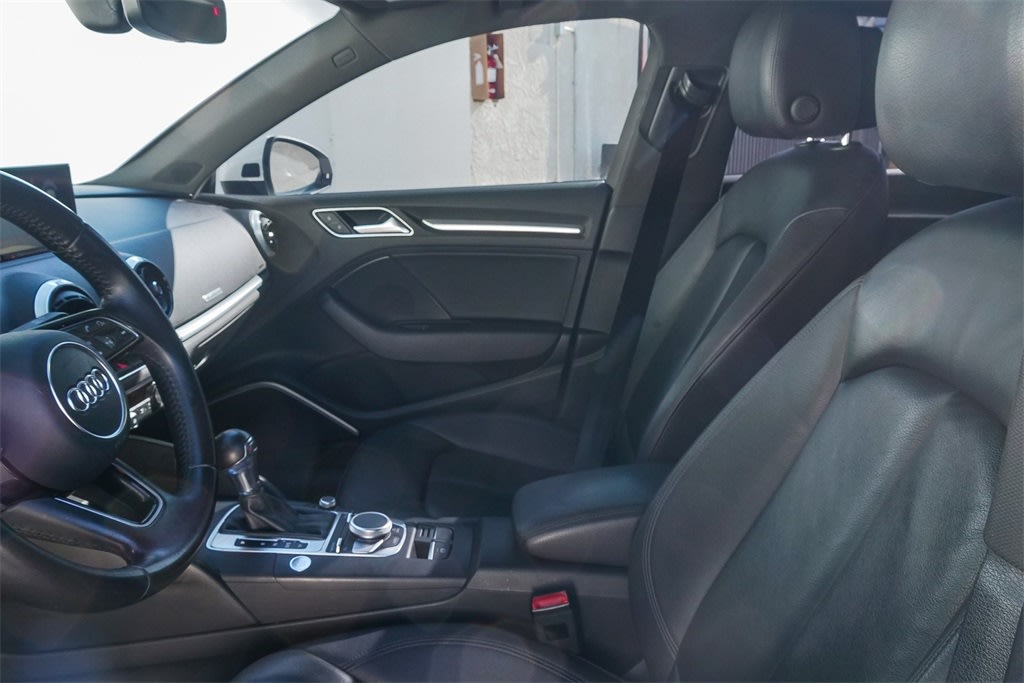 Thumbnail: 2017 Audi A3 - 10