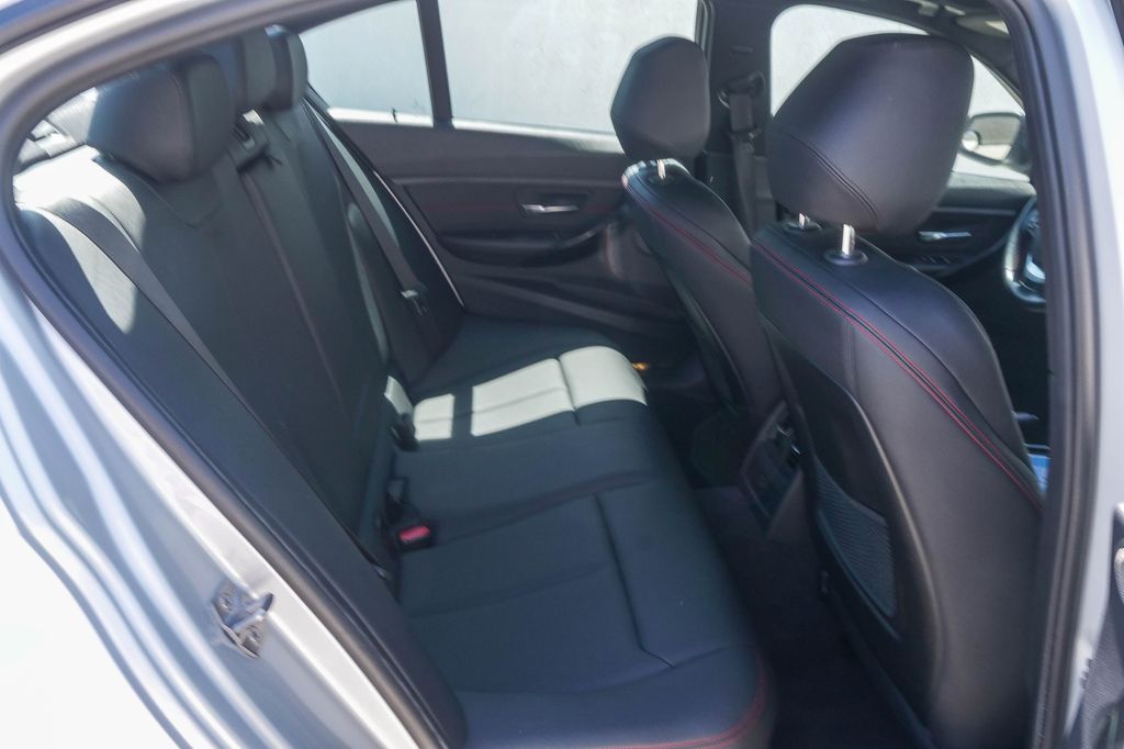 Thumbnail: 2014 BMW 3 Series - 11