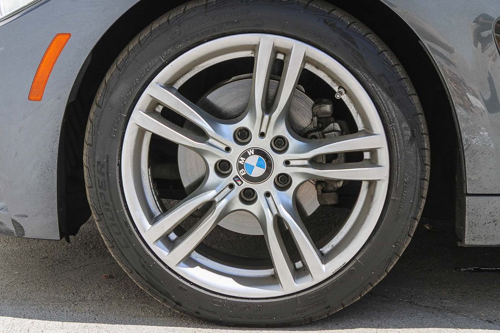 Thumbnail: 2015 BMW 4 Series - 12