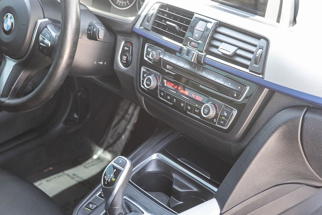 Thumbnail: 2015 BMW 4 Series - 8