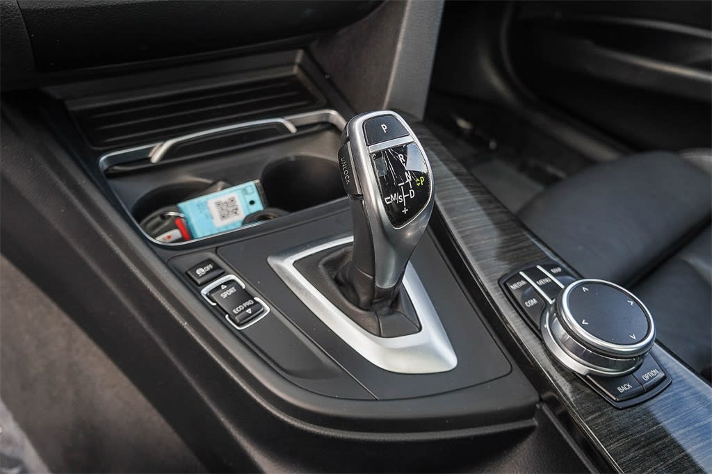 Thumbnail: 2018 BMW 3 Series - 14