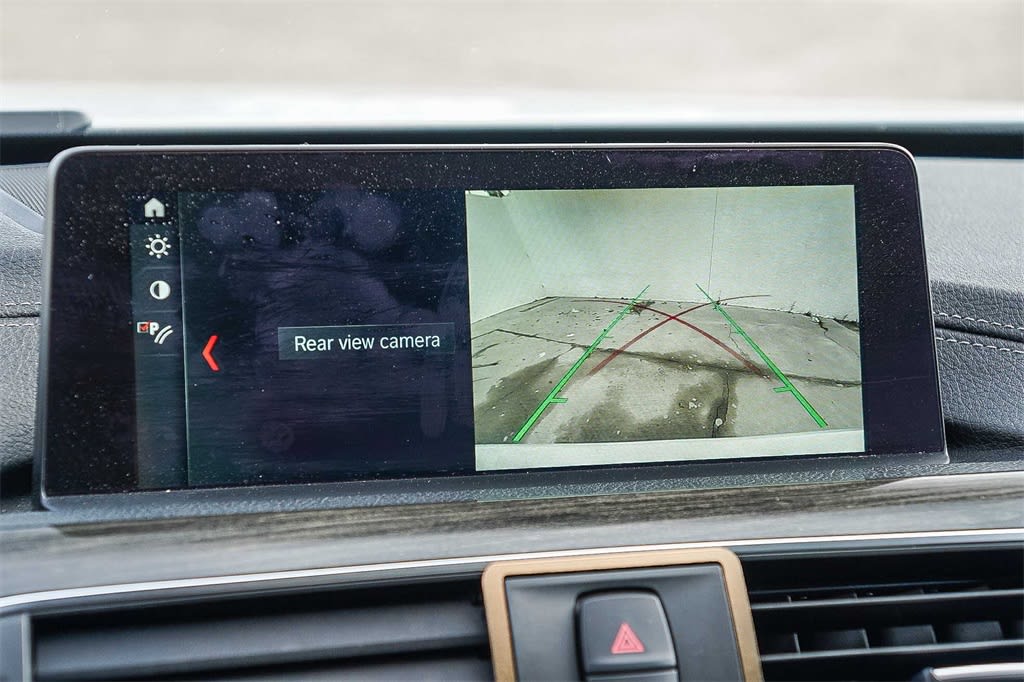 Thumbnail: 2018 BMW 3 Series - 30