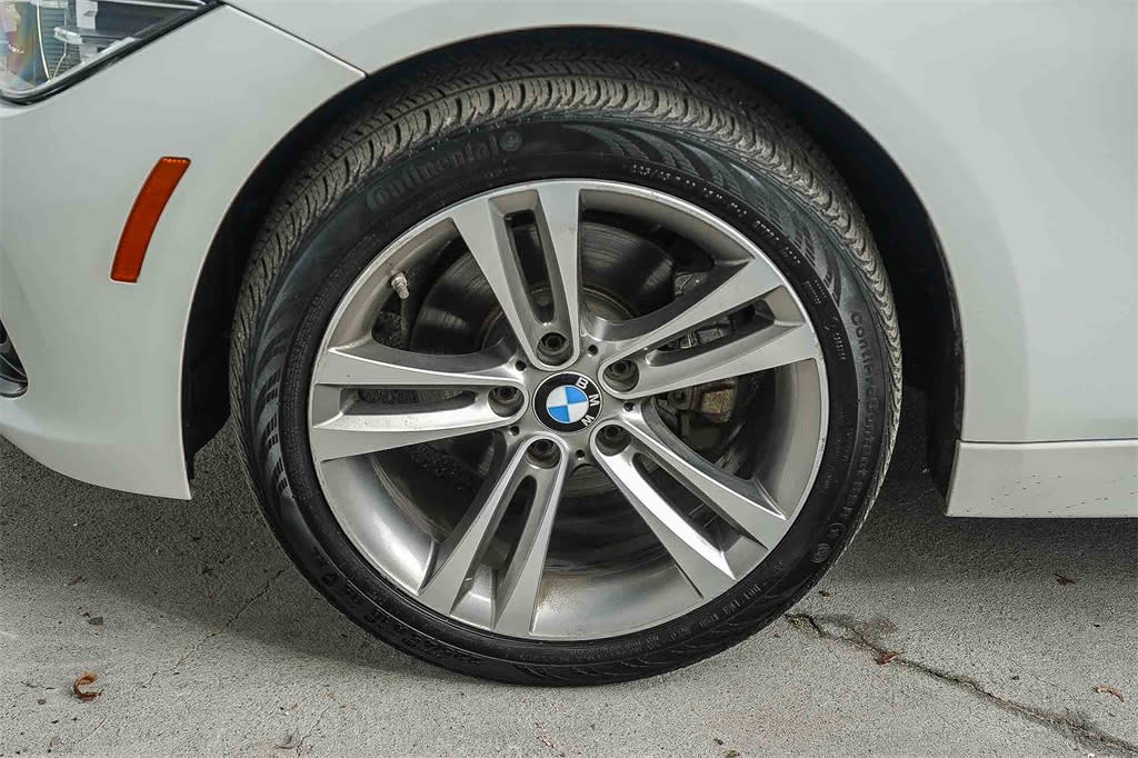 Thumbnail: 2018 BMW 3 Series - 7