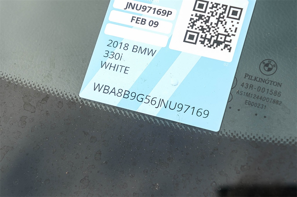 Thumbnail: 2018 BMW 3 Series - 32