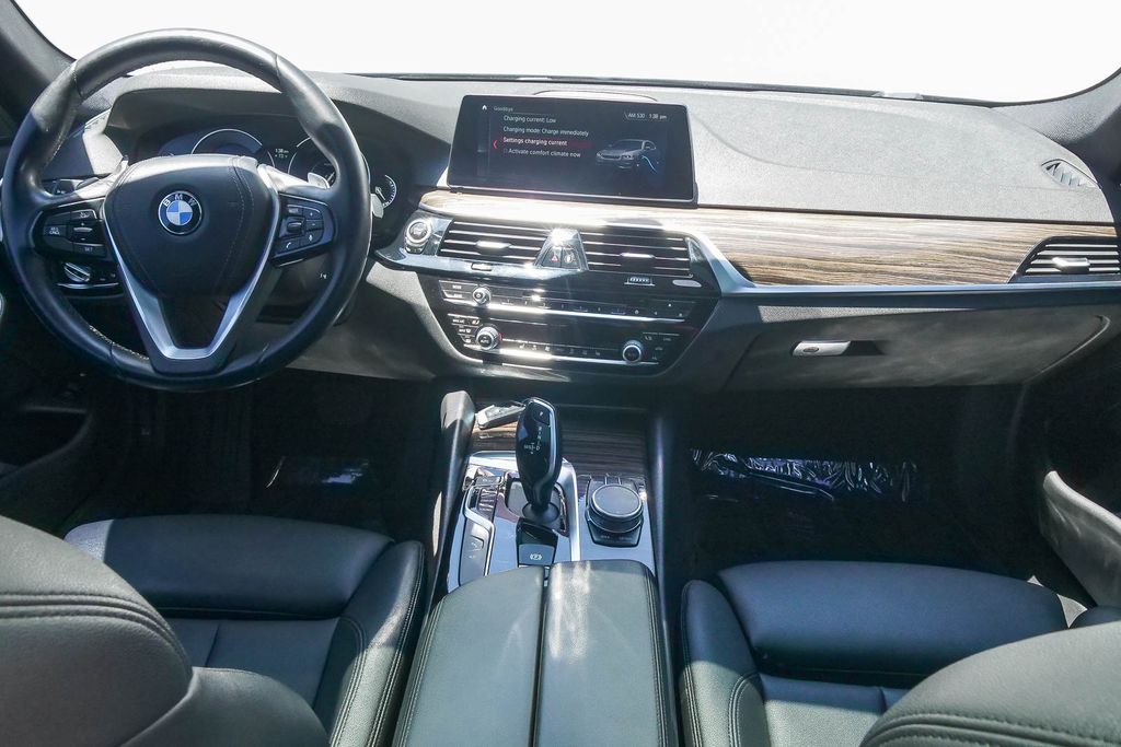 Thumbnail: 2019 BMW 5 Series - 2