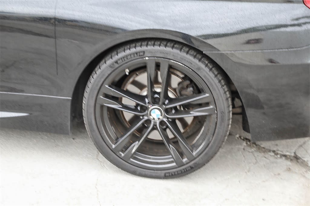 Thumbnail: 2015 BMW 6 Series - 10