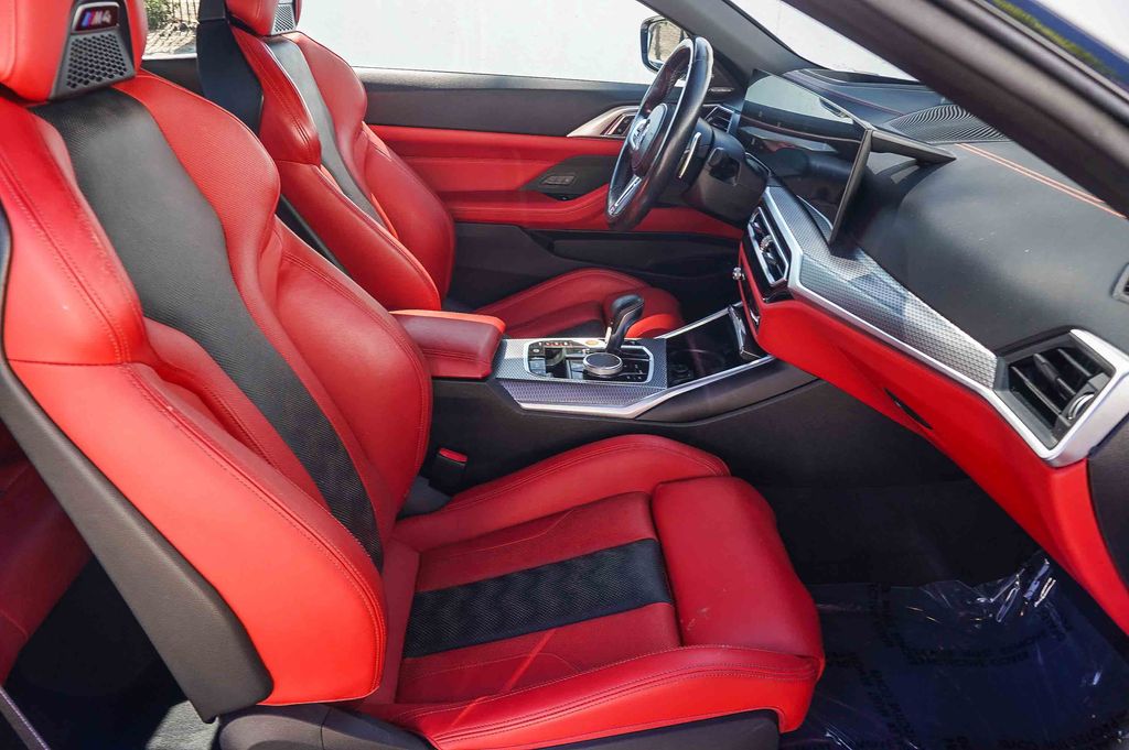 Thumbnail: 2024 BMW M4 - 10