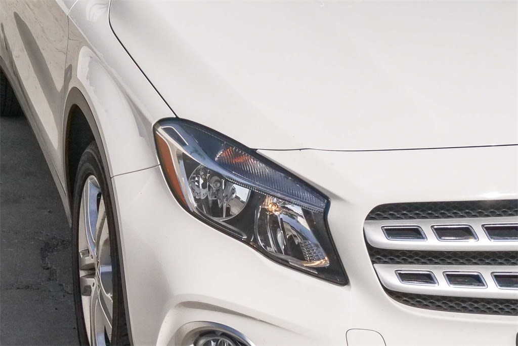 Thumbnail: 2019 Mercedes-Benz GLA - 8