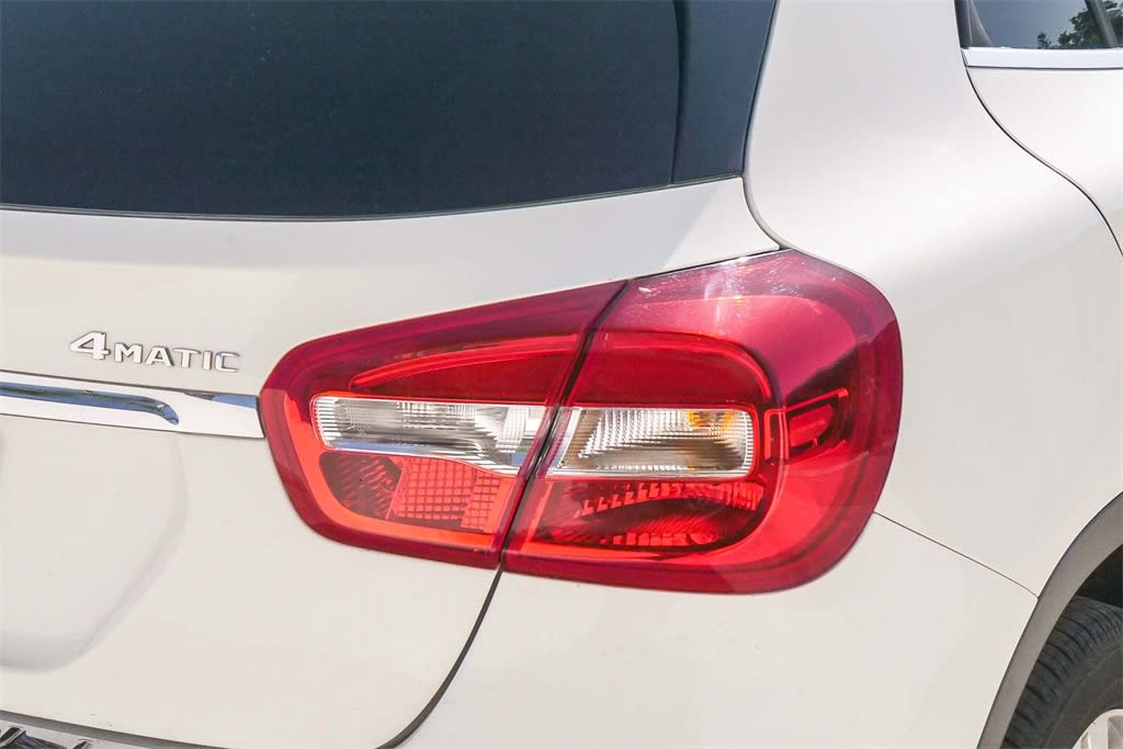 Thumbnail: 2019 Mercedes-Benz GLA - 11