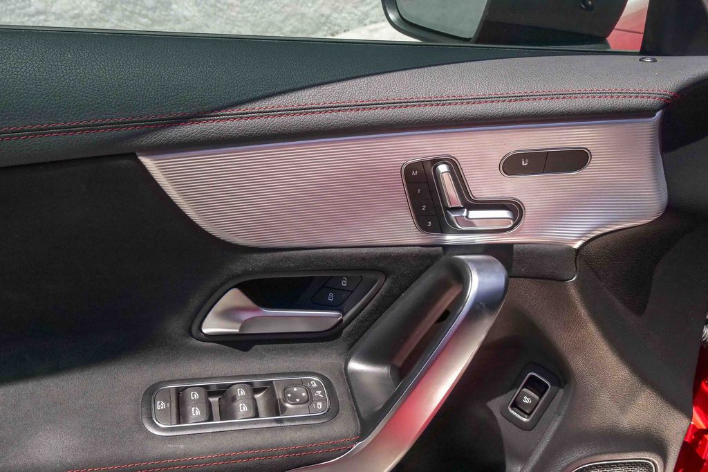 Thumbnail: 2020 Mercedes-Benz CLA - 13