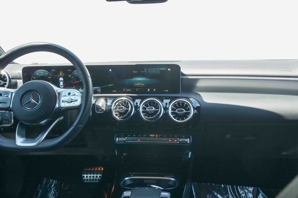 Thumbnail: 2020 Mercedes-Benz CLA - 7